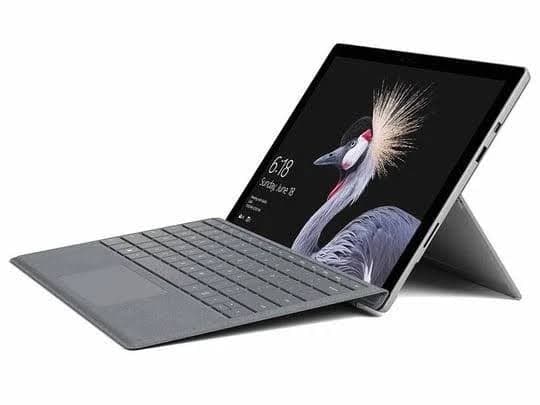 Microsoft Surface Pro 5 i7 (7th Gen) 8GB 256GB SSD Touch